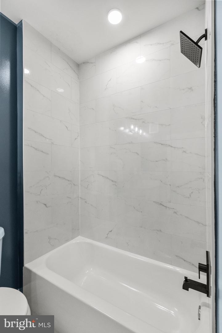 2019 M St NE #1