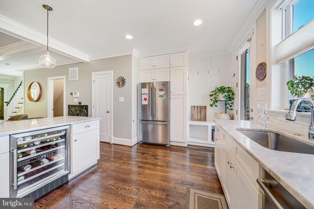 727 Gallatin St NW