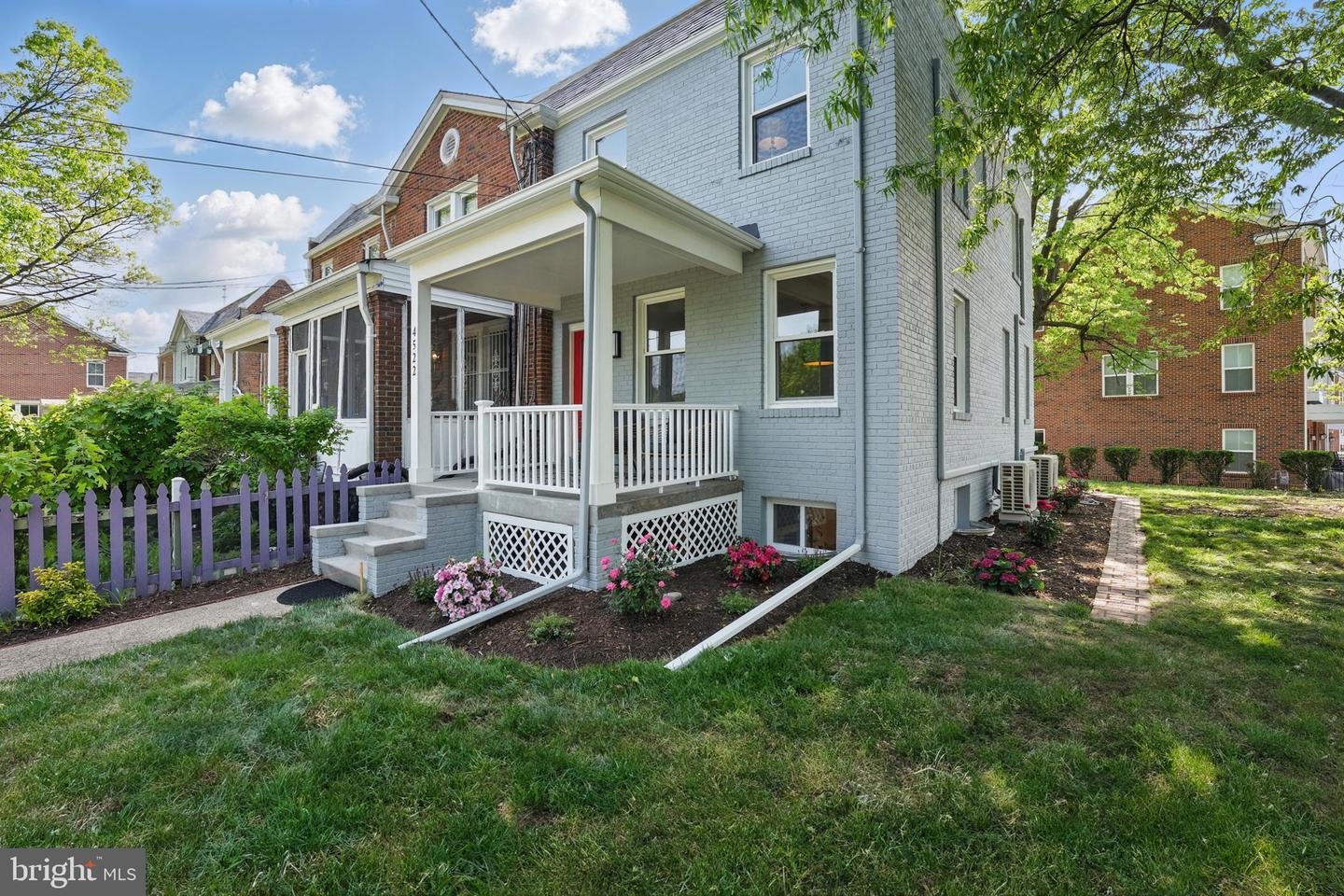 4522 Sargent Rd NE