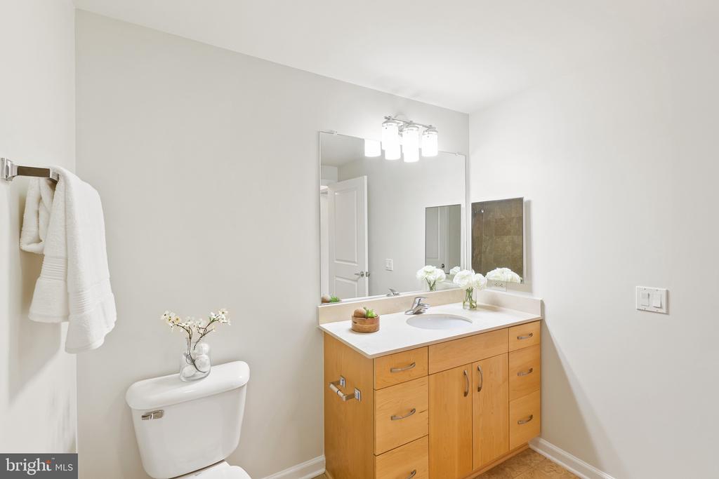 440 L St NW #1104