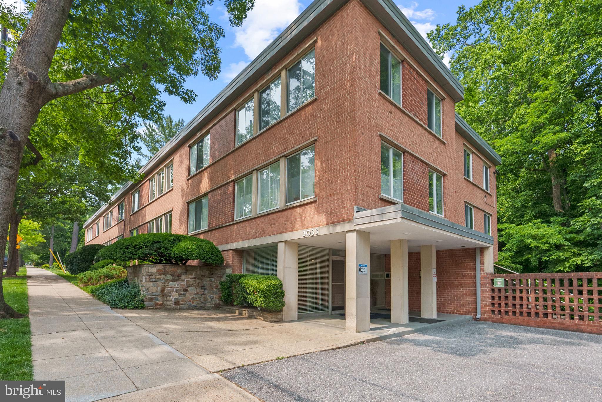 3033 New Mexico Ave NW #305