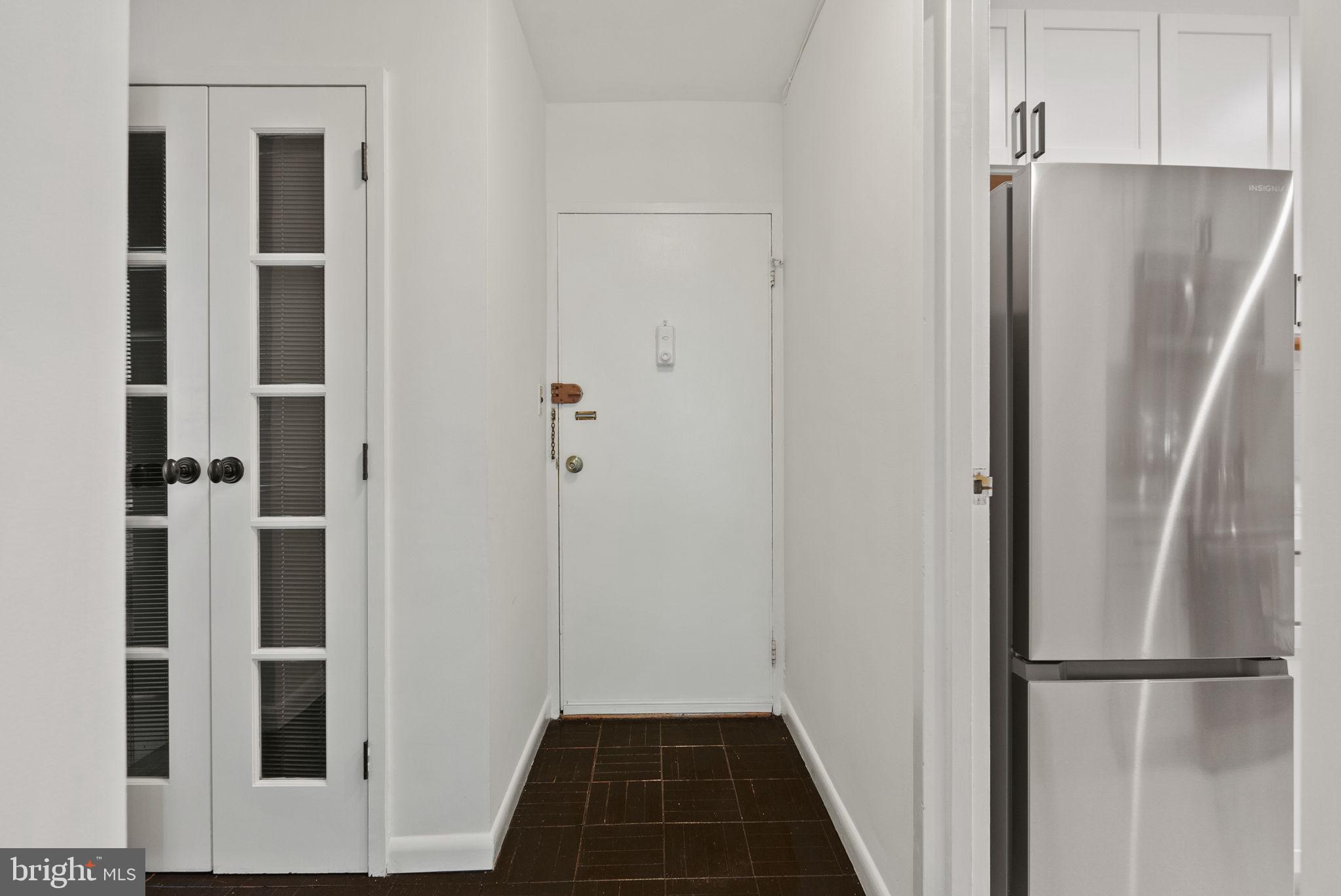 3033 New Mexico Ave NW #305