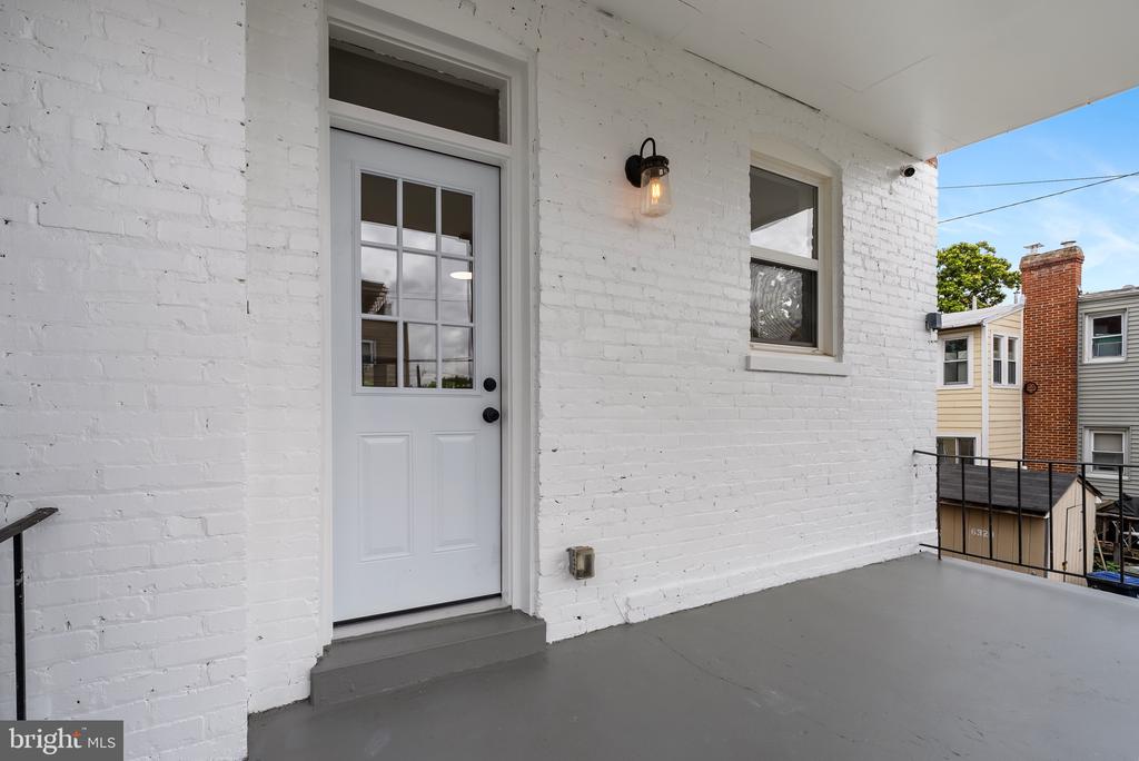 710 Tuckerman St NW