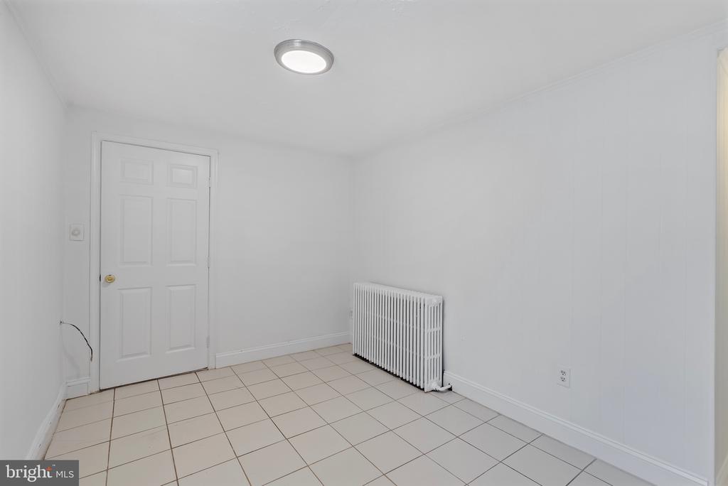 710 Tuckerman St NW