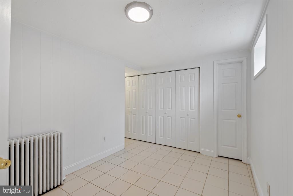 710 Tuckerman St NW