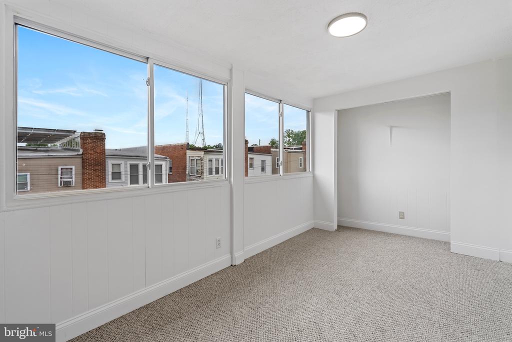 710 Tuckerman St NW
