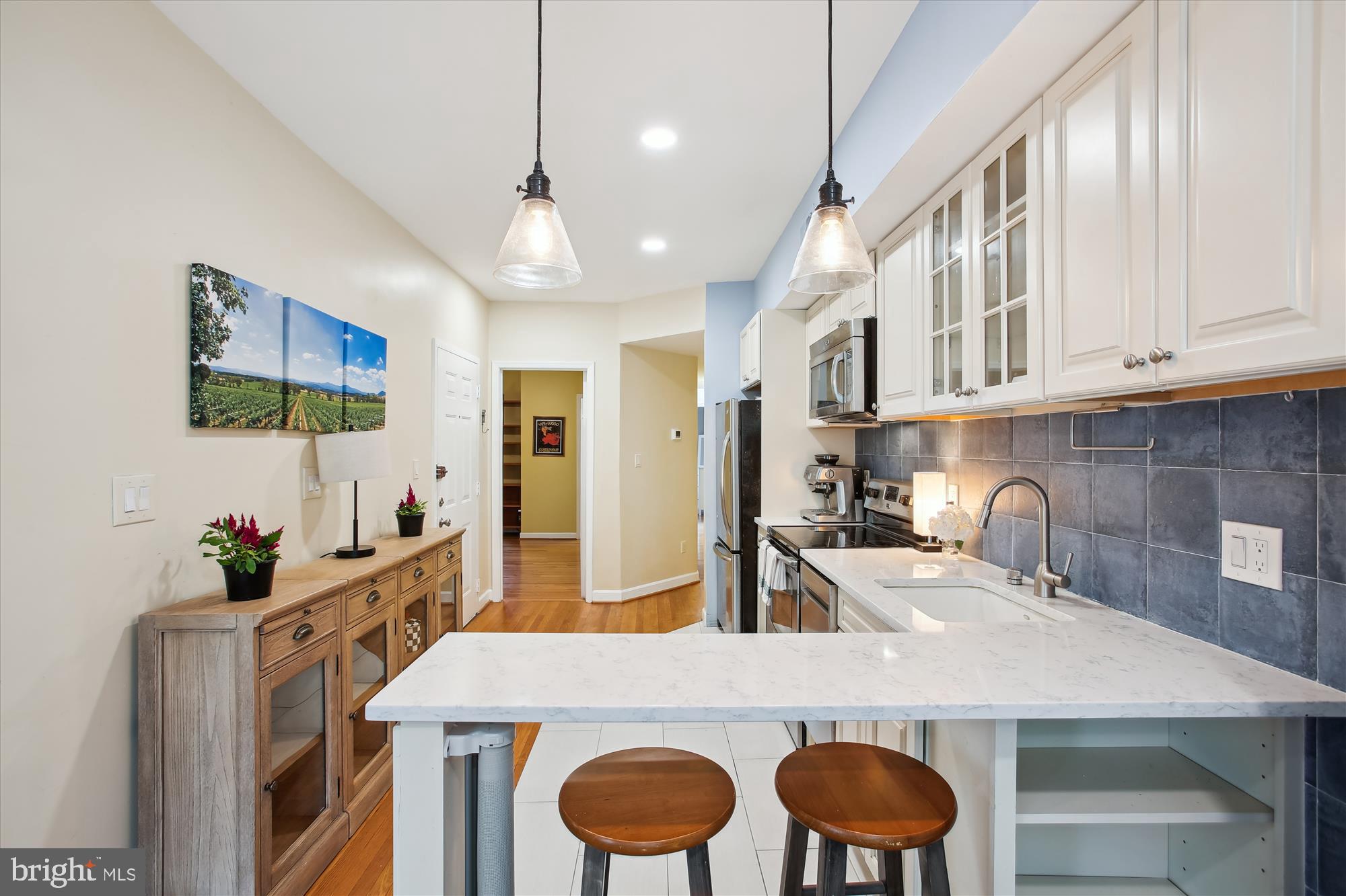 1725 Willard St NW #3