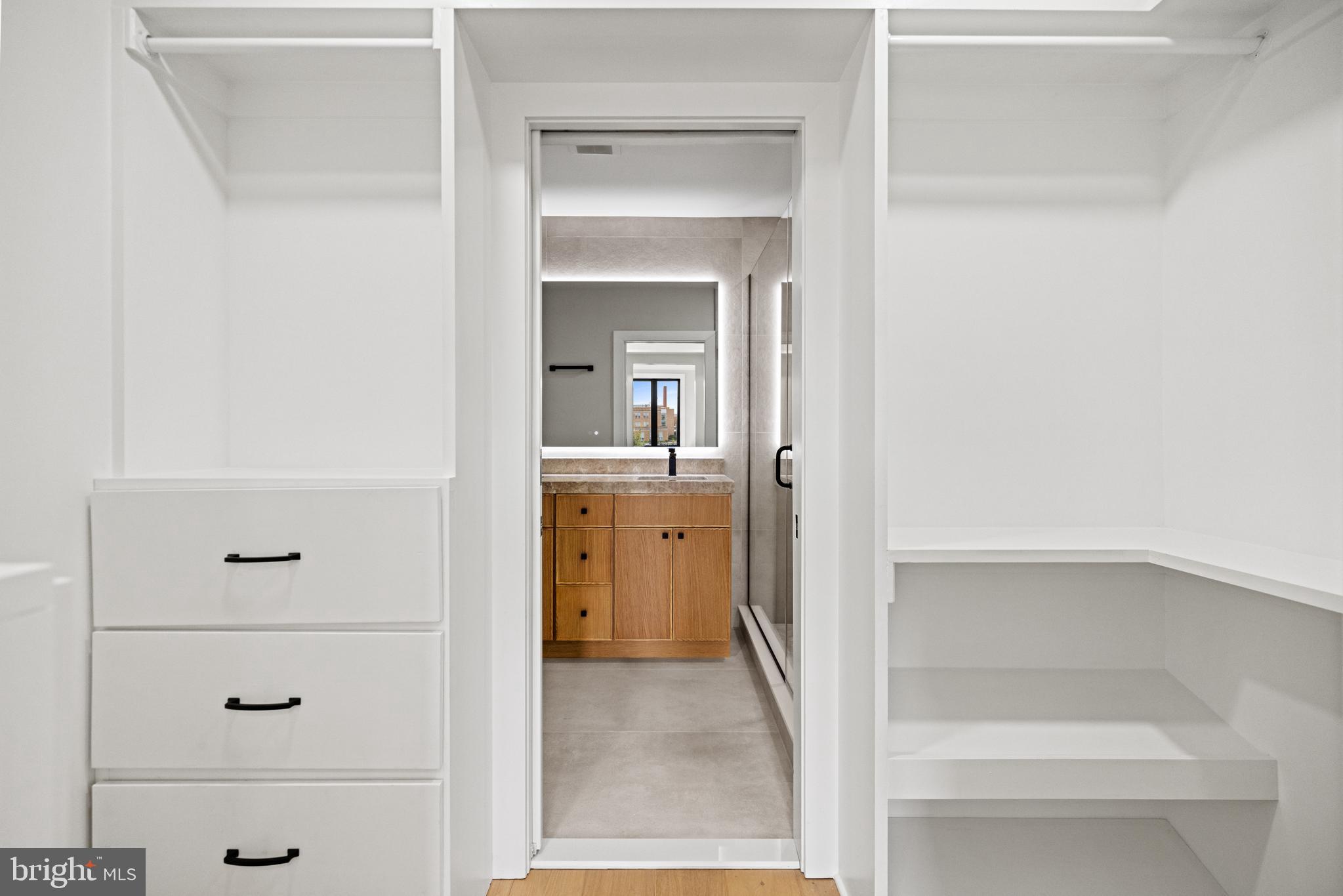 1407 1st St NW #Ph-2