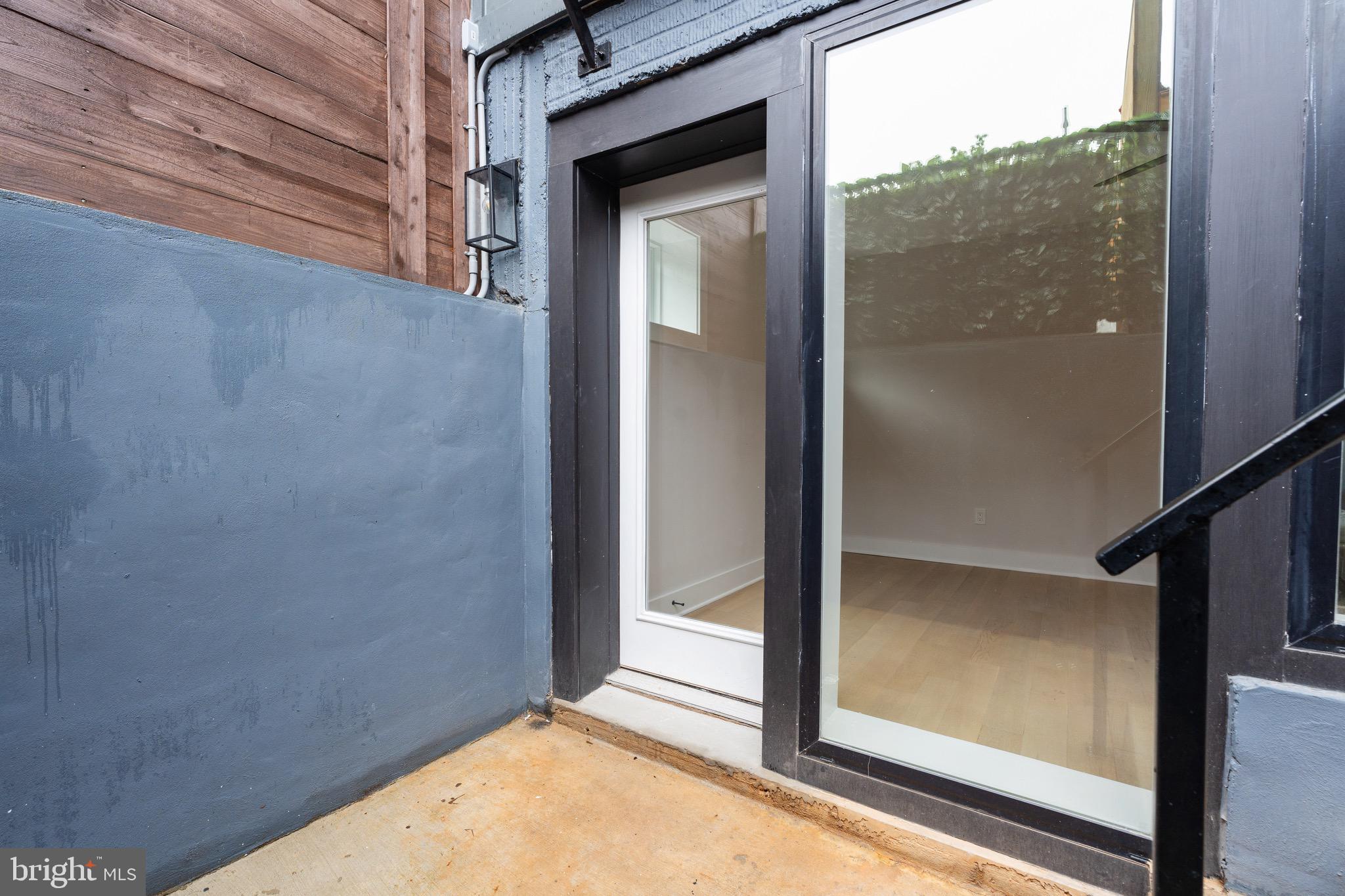 615 IRVING ST NW #UNIT 1R