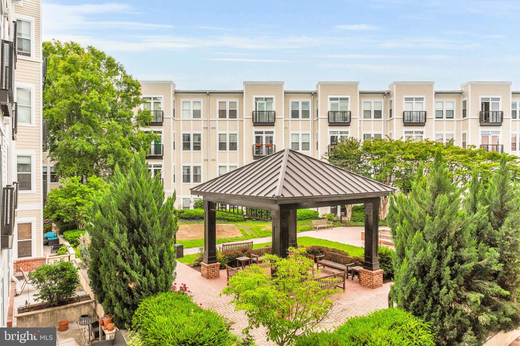 1391 Pennsylvania Ave SE #348