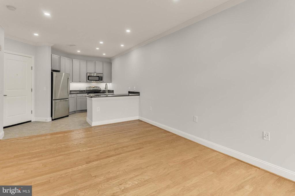 1391 Pennsylvania Ave SE #348