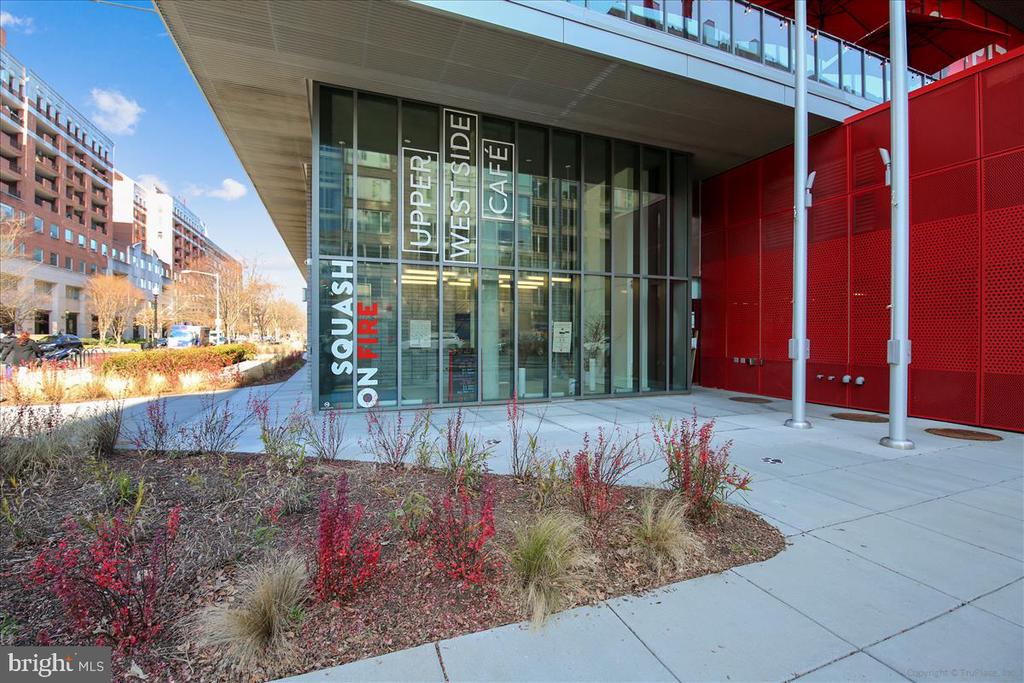 2201 L ST NW #500