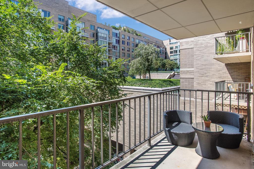 2201 L ST NW #500