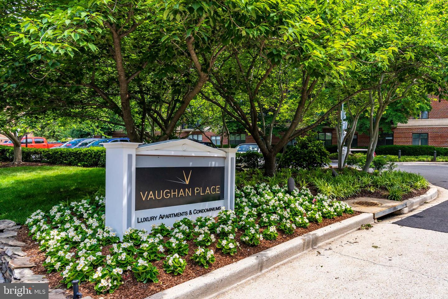 3401-3420 38TH ST NW #407