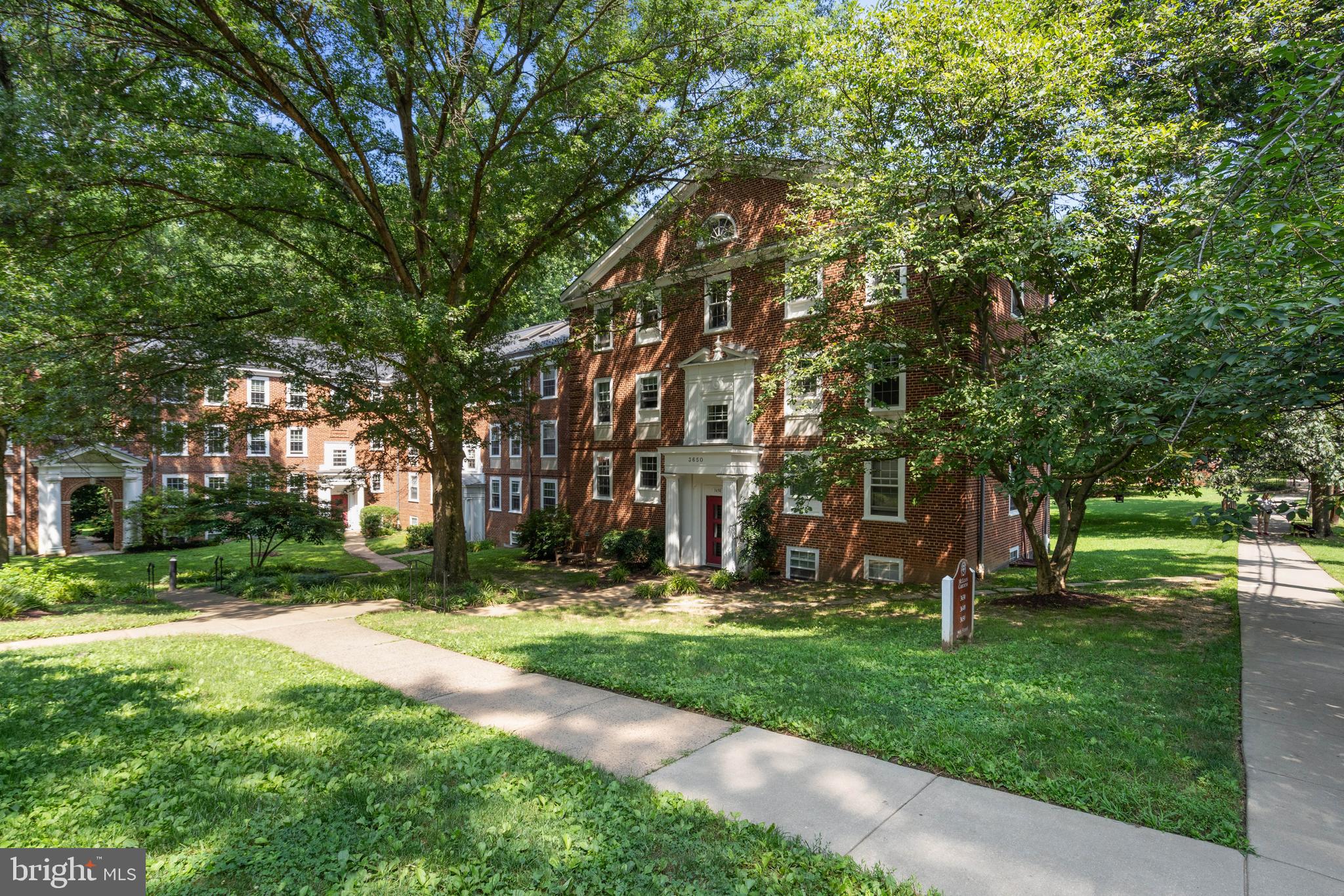 3630 39TH STREET NW E533