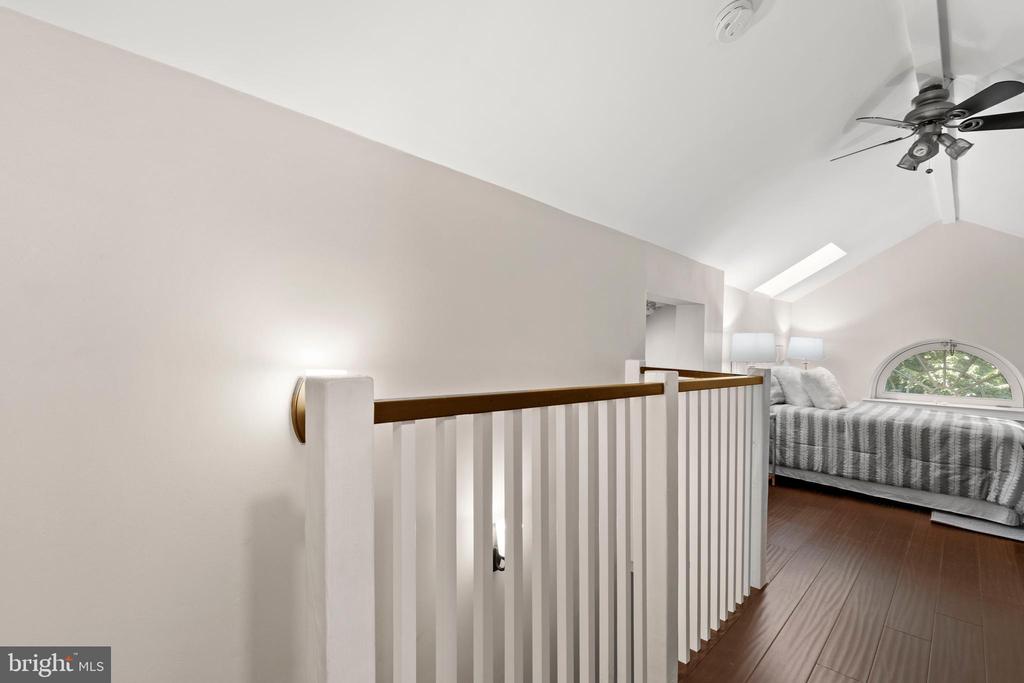 3630 39TH STREET NW E533