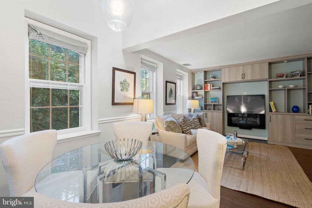 3630 39TH STREET NW E533