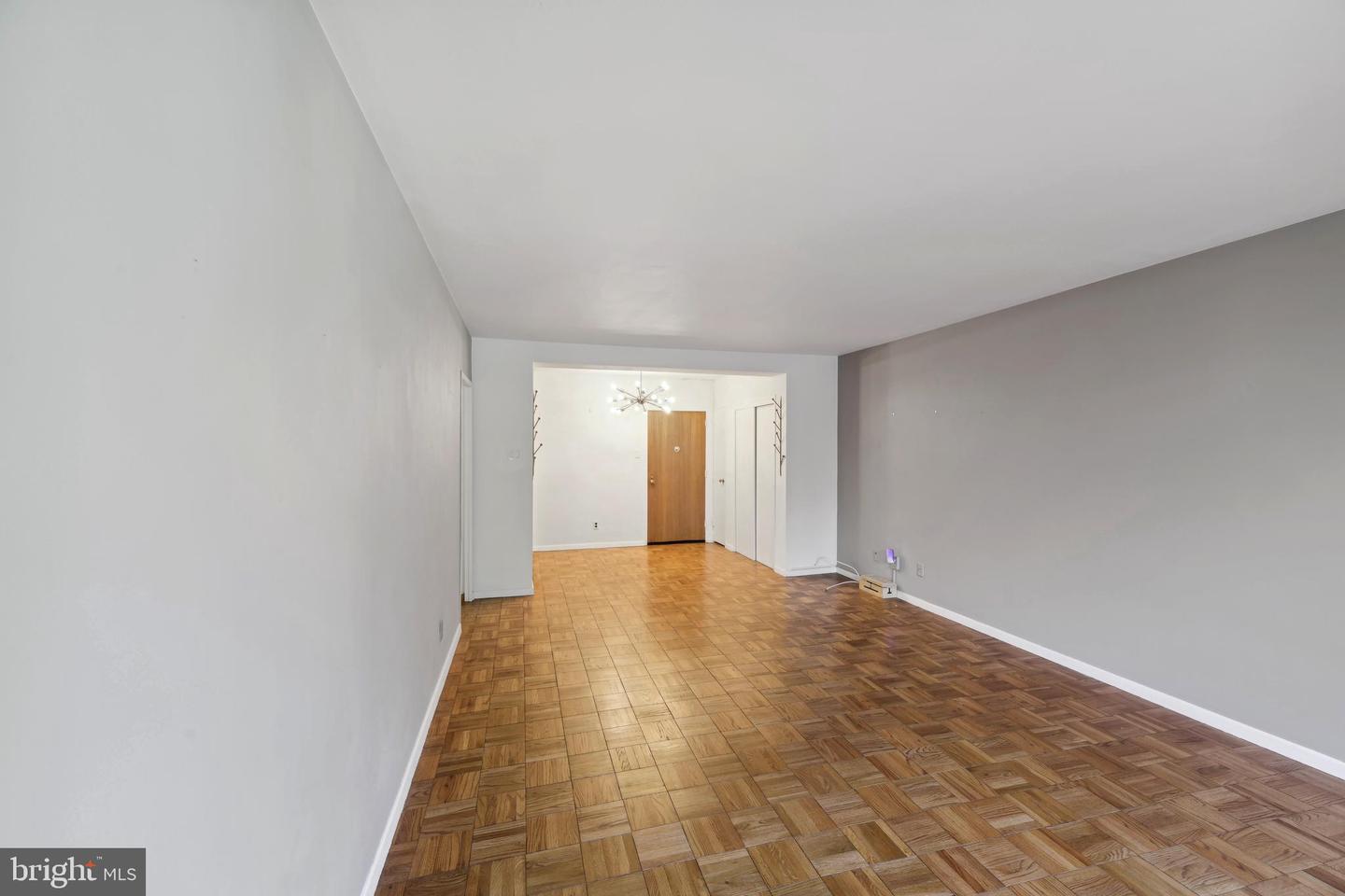 2475 Virginia Ave NW #211