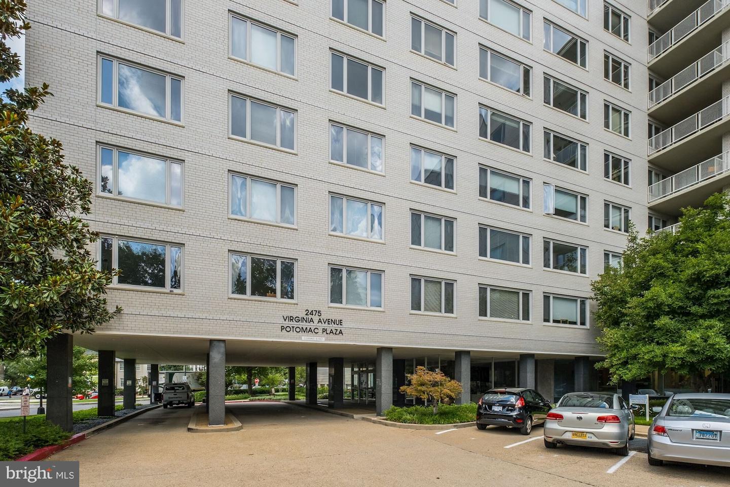 2475 Virginia Ave NW #211