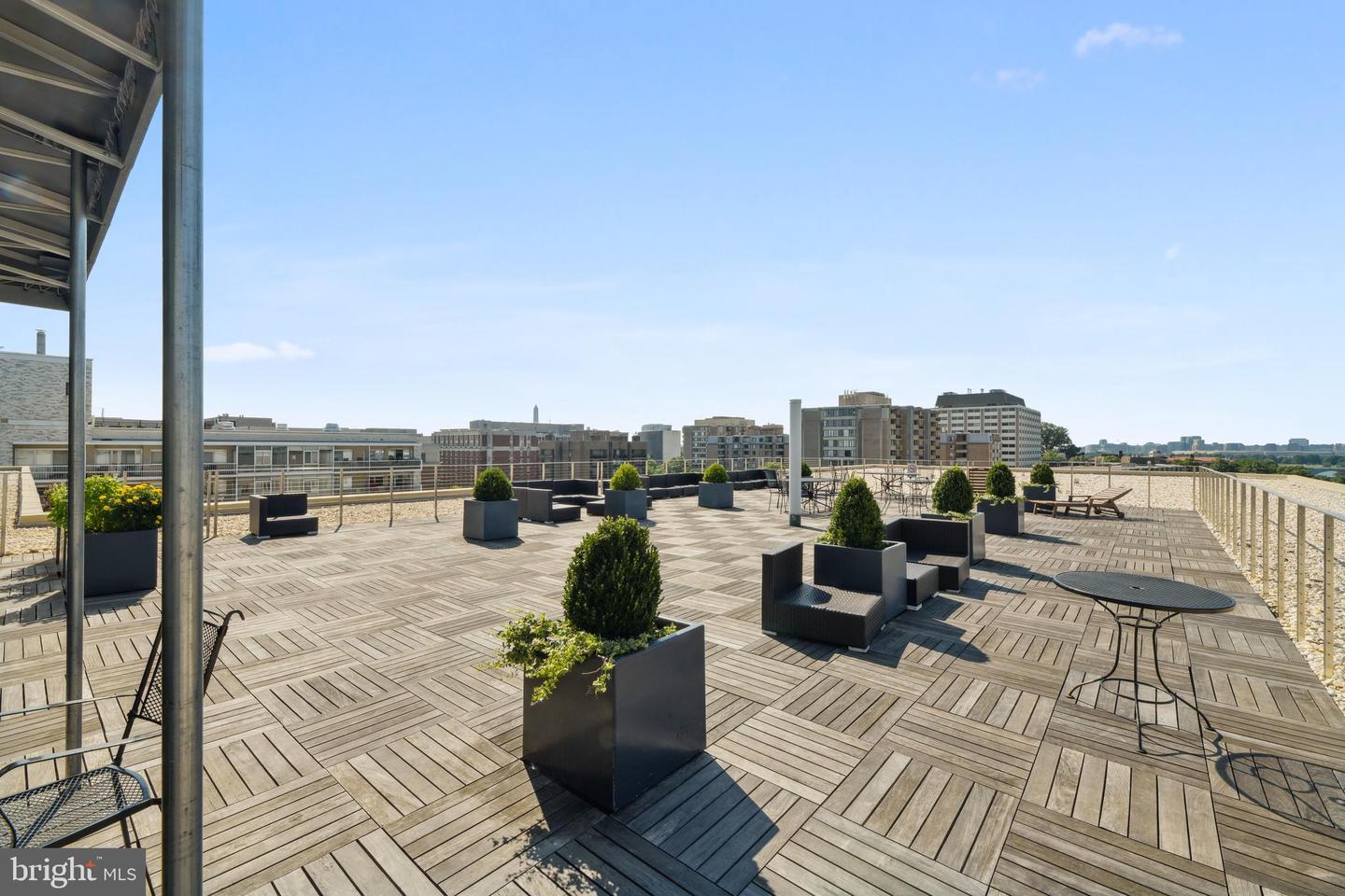 2475 Virginia Ave NW #211