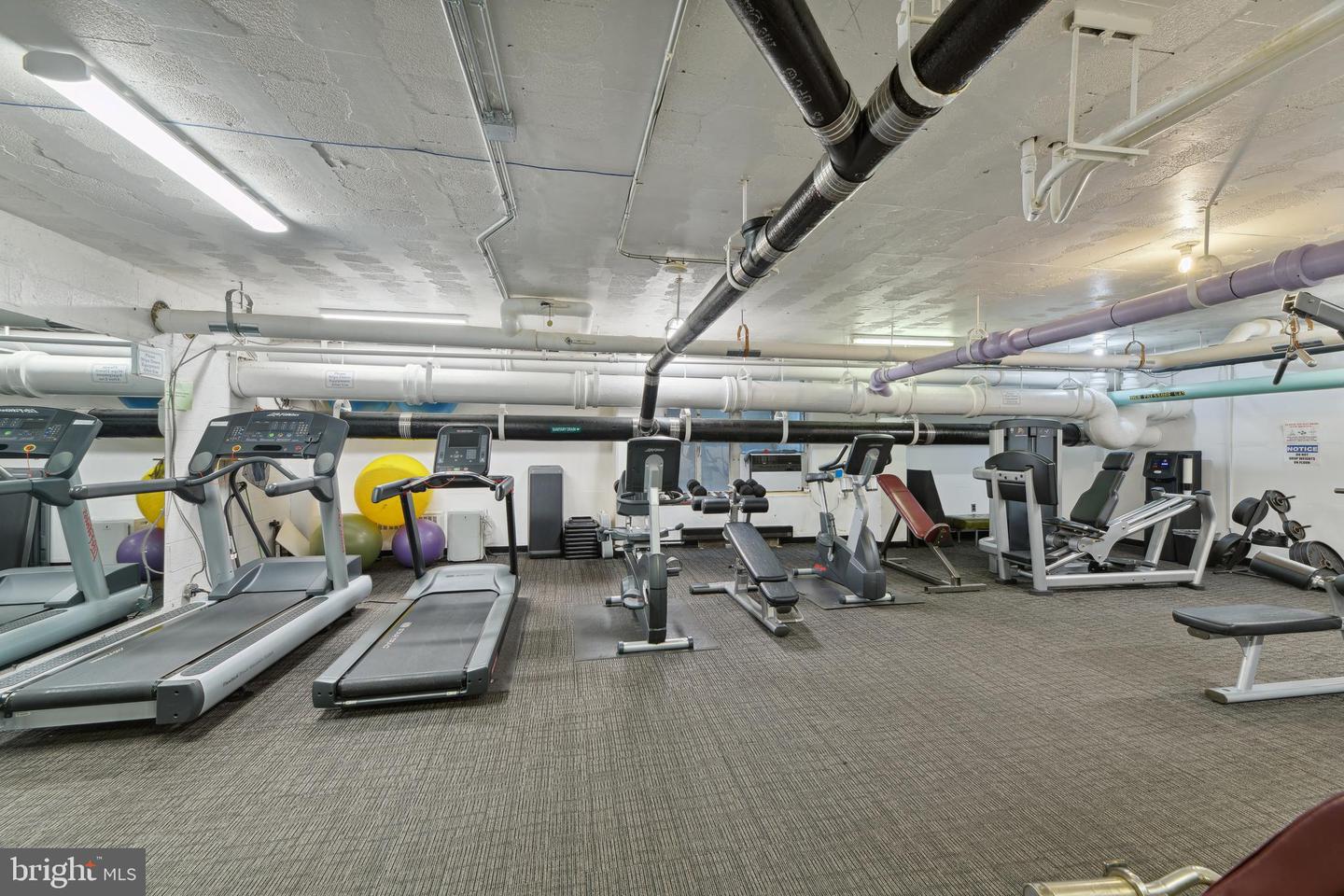2475 Virginia Ave NW #211