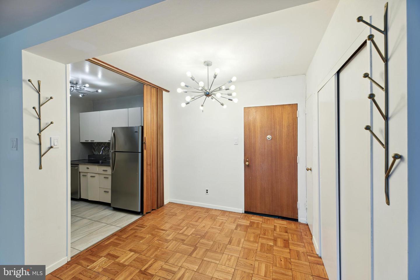 2475 Virginia Ave NW #211