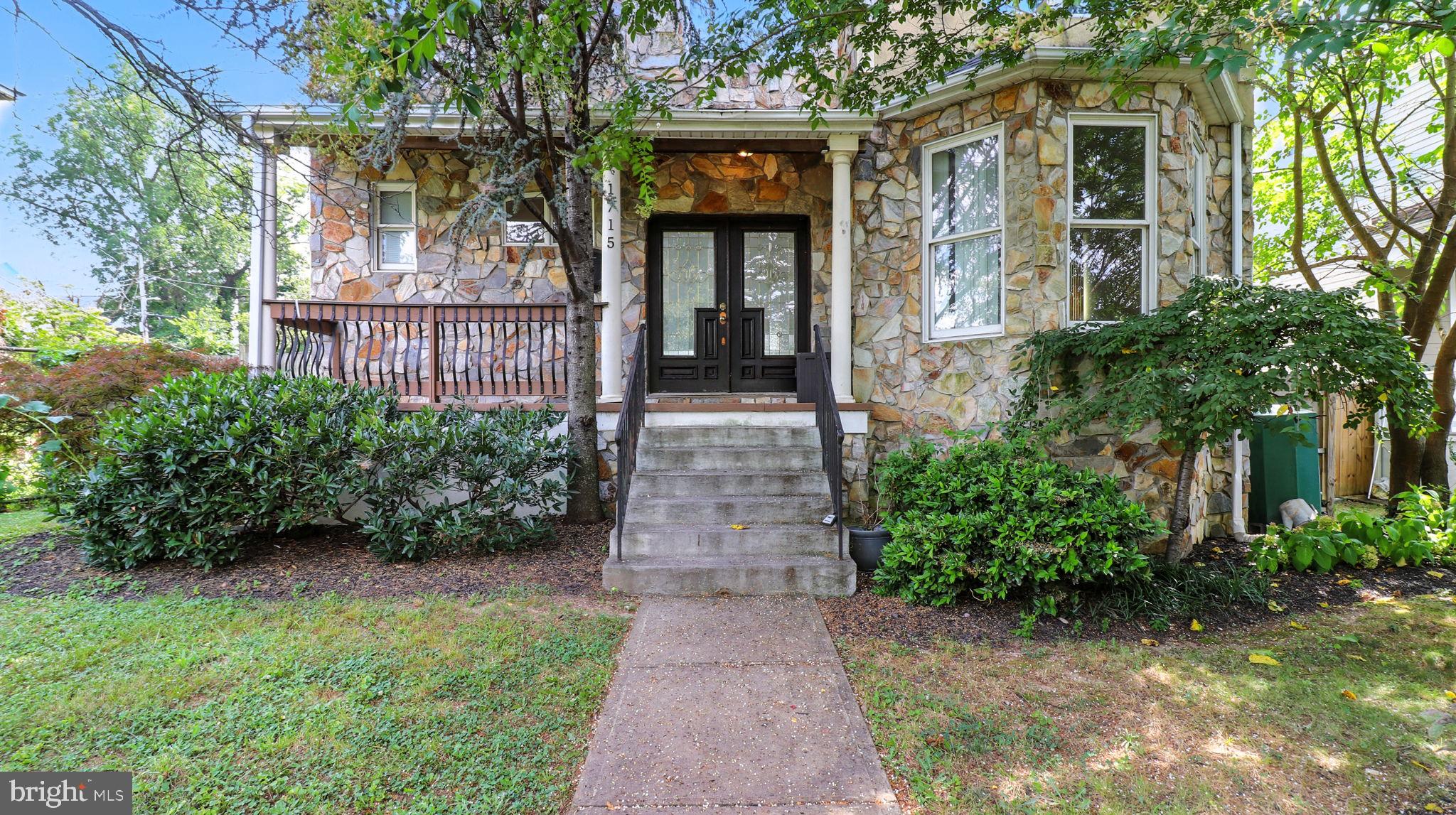 1715 JACKSON STREET NE