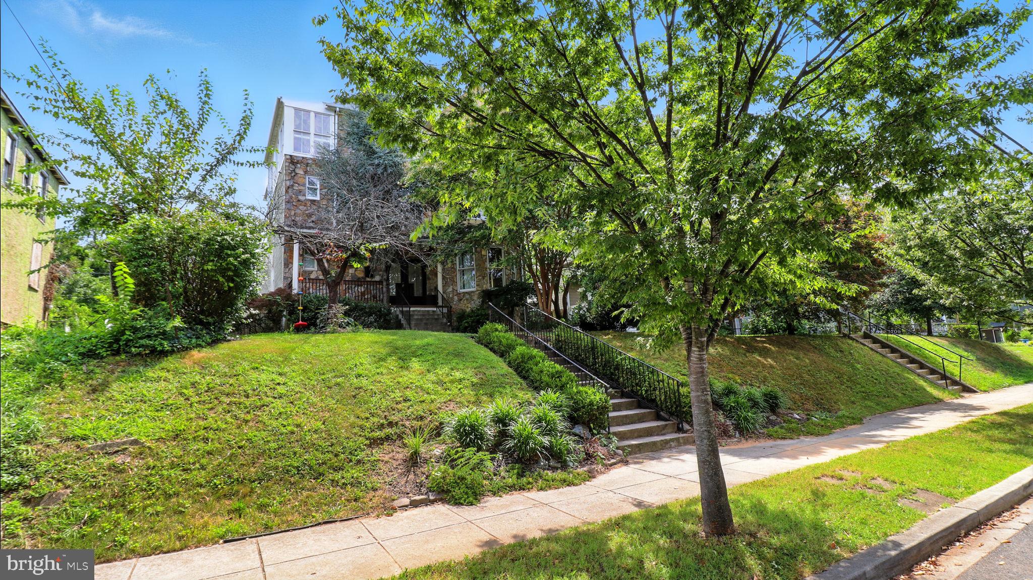 1715 JACKSON STREET NE