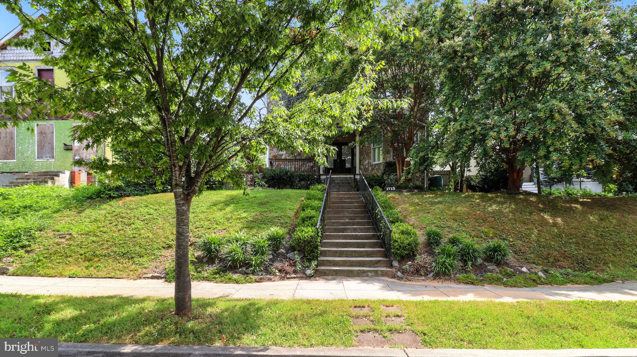 1715 JACKSON STREET NE