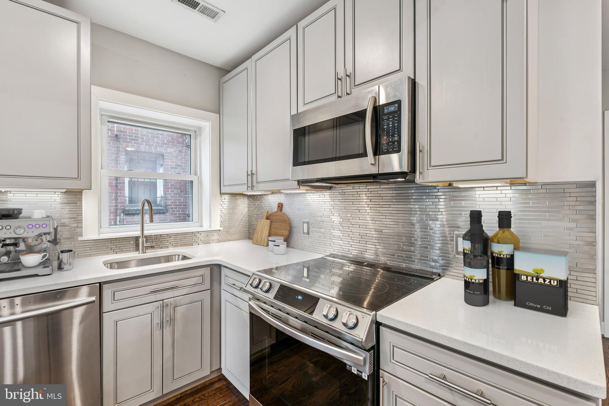 1239 SIMMS PLACE NE 1