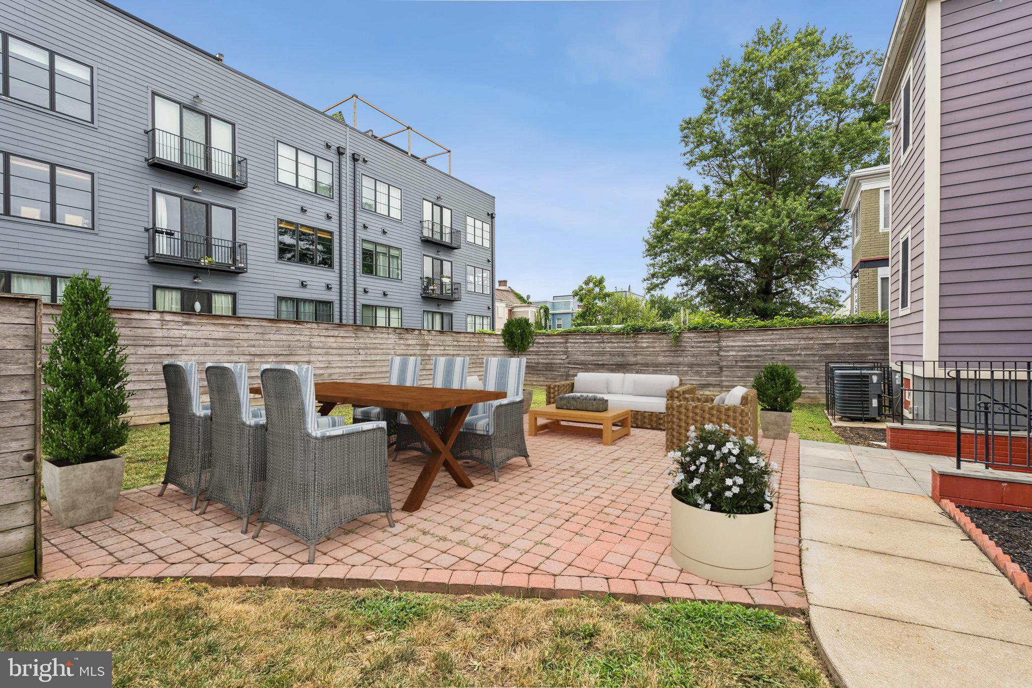 1239 SIMMS PLACE NE 1