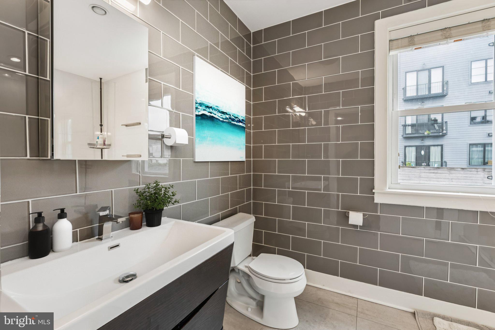 1239 SIMMS PLACE NE 1