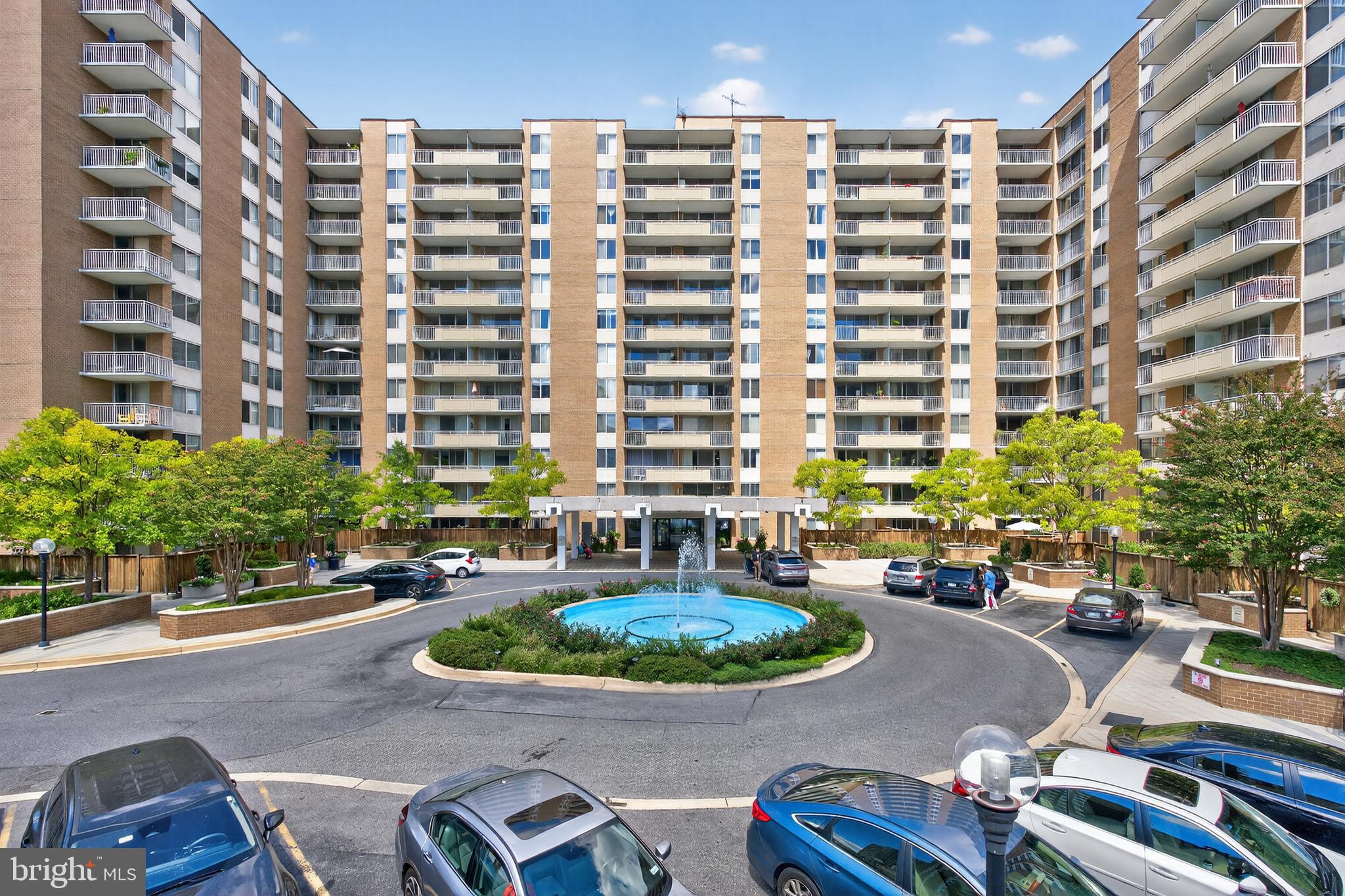 3001 VEAZEY TERRACE NW 529