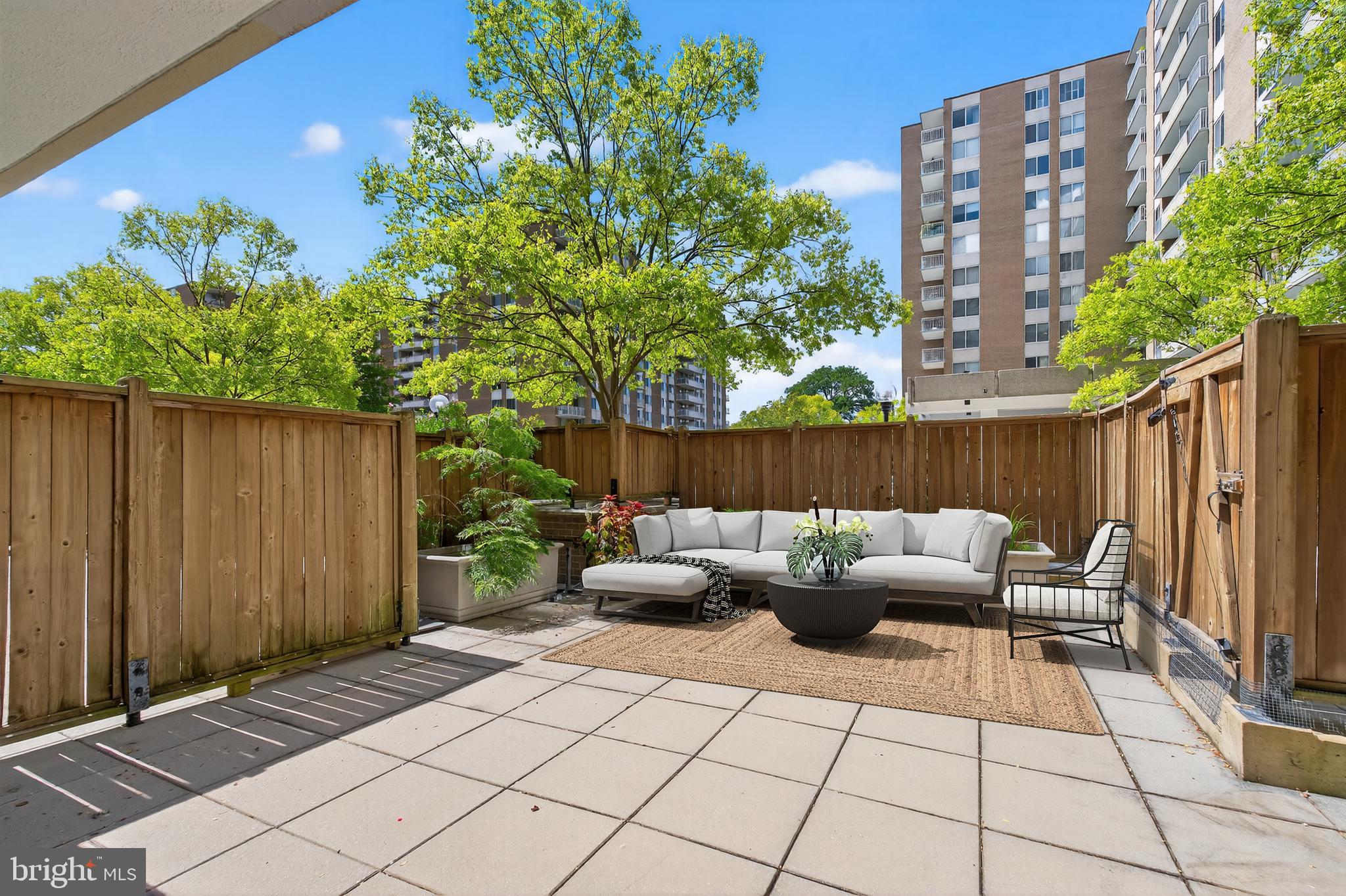 3001 VEAZEY TERRACE NW 529