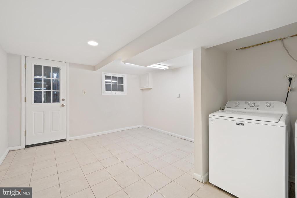 2724 13TH STREET NW