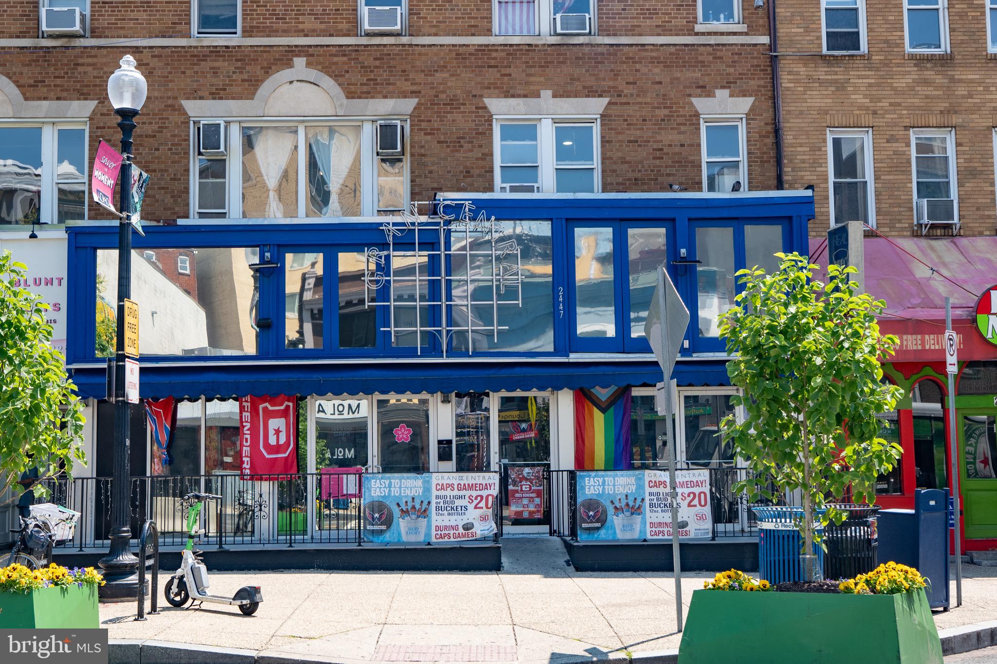 2460 ONTARIO ROAD NW