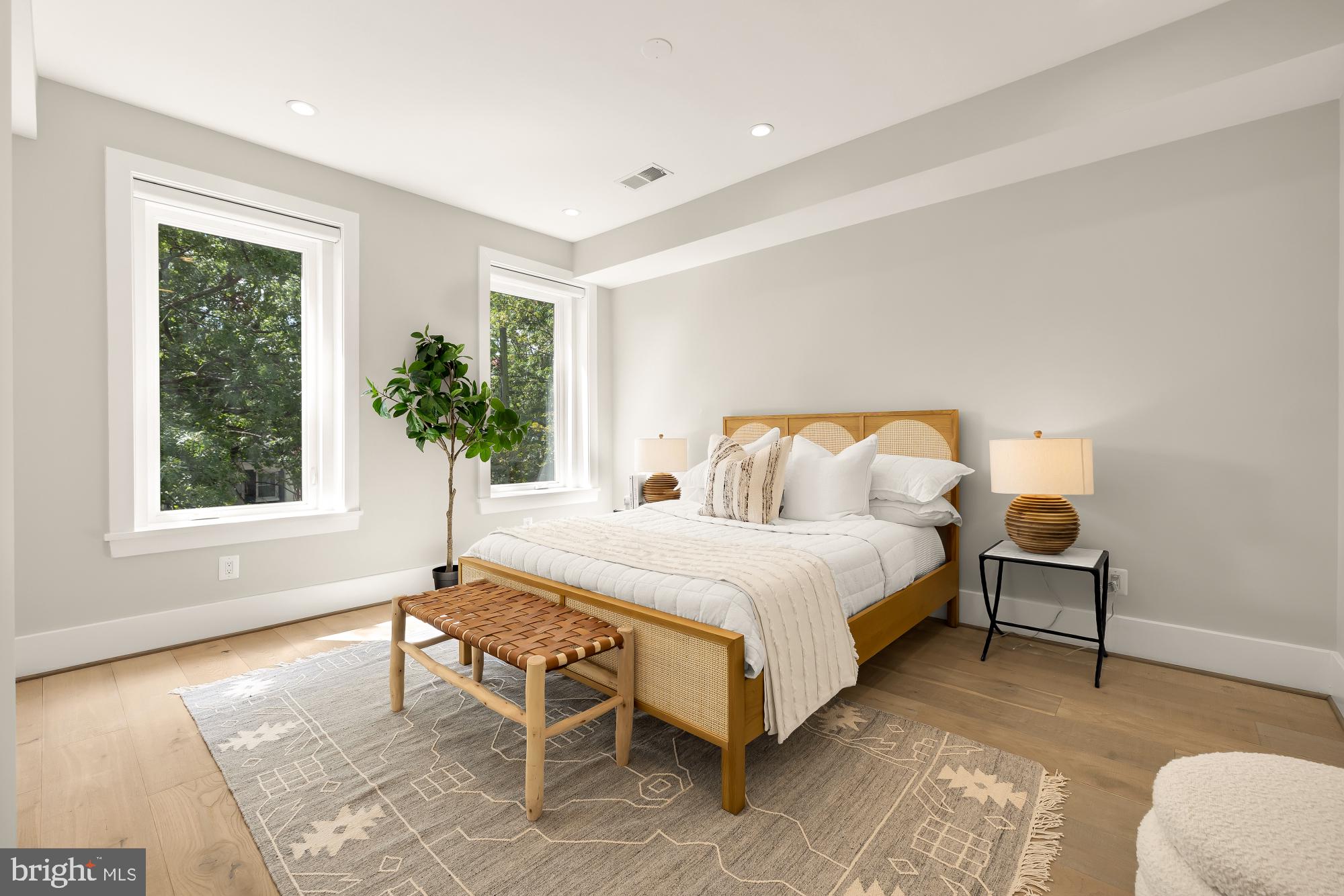 1419 BUCHANAN STREET NW