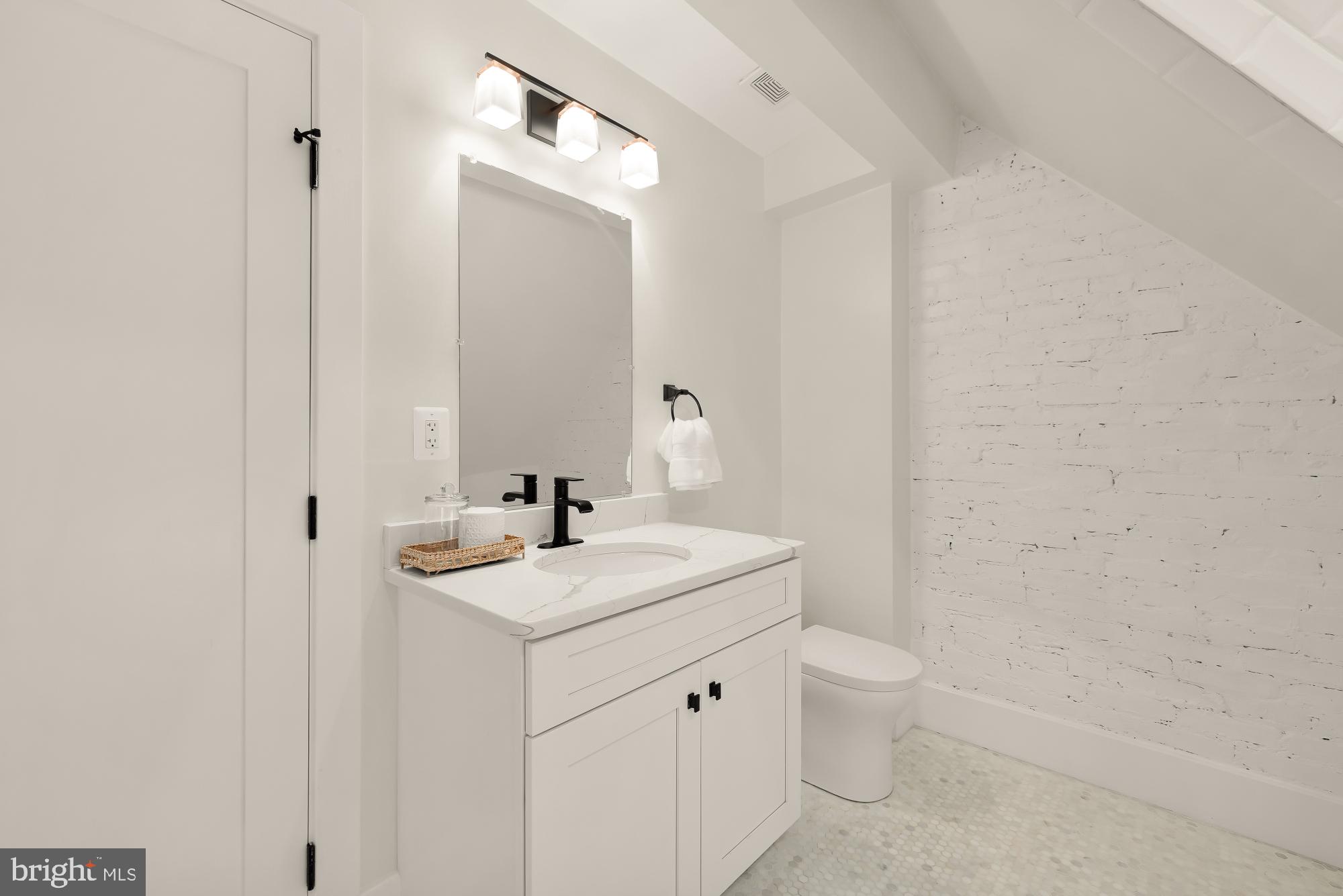 1419 BUCHANAN STREET NW