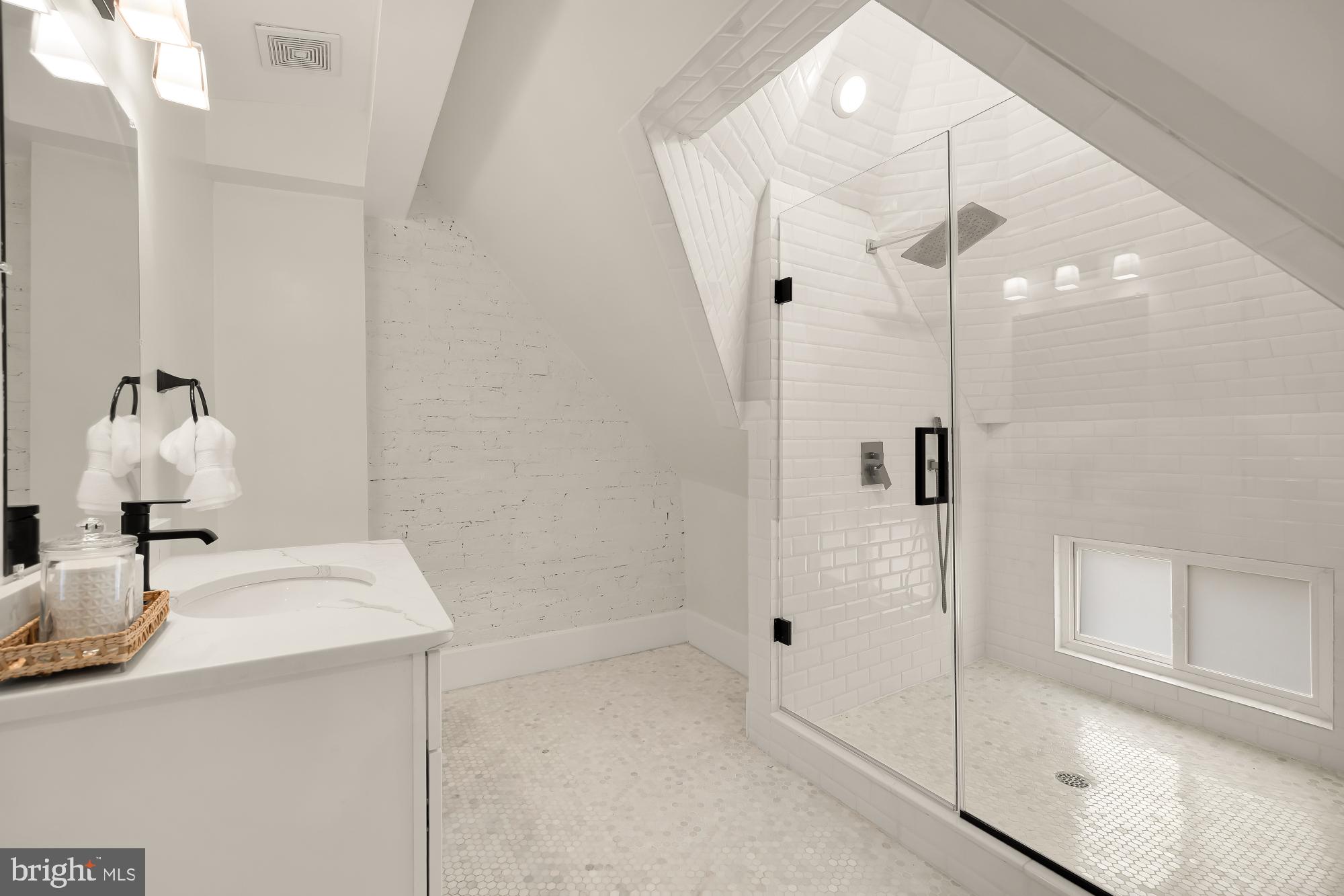 1419 BUCHANAN STREET NW