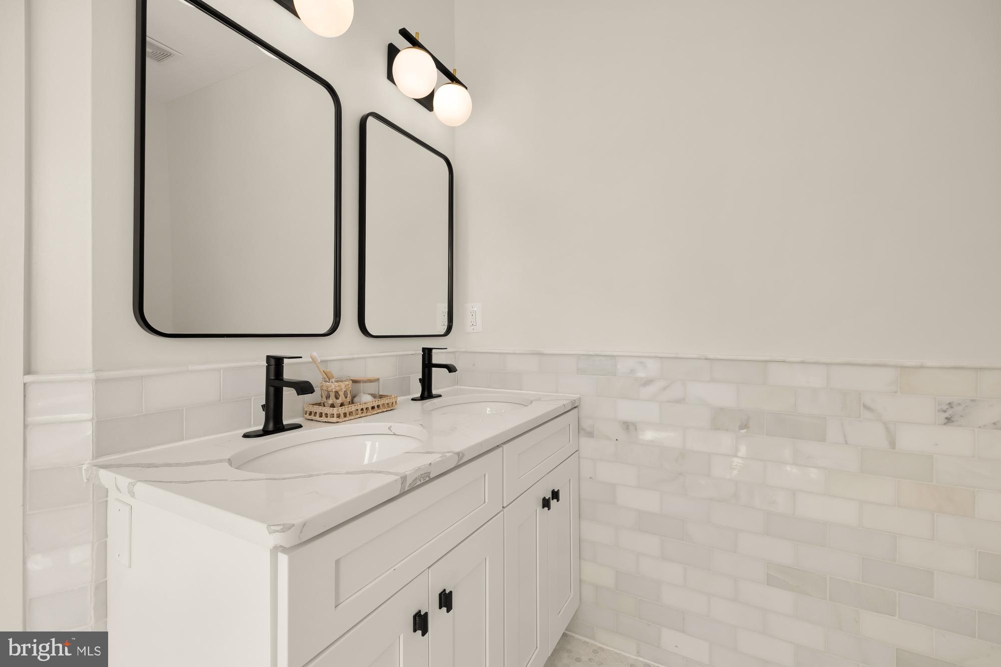 1419 BUCHANAN STREET NW