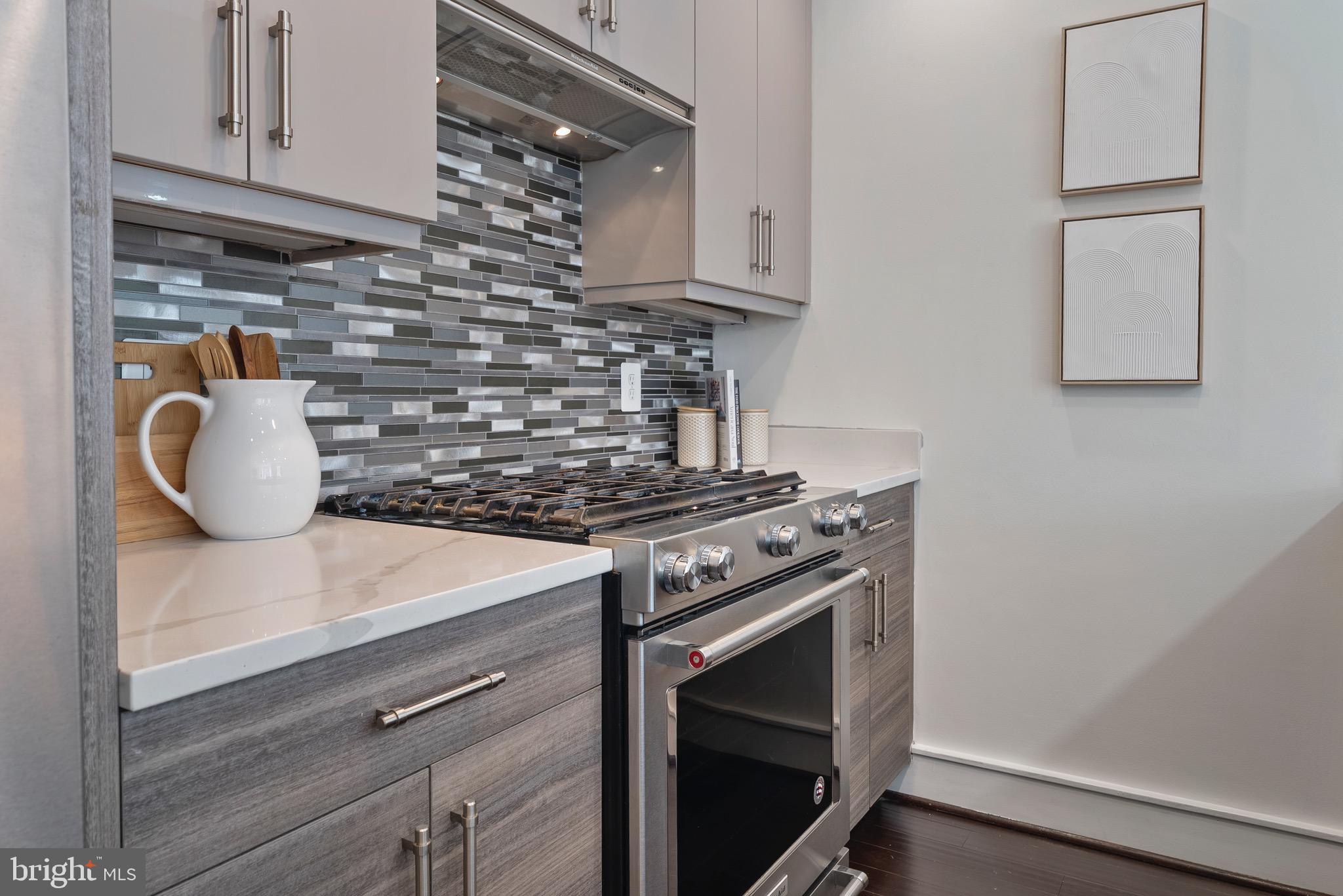 3321 16TH STREET NW 205