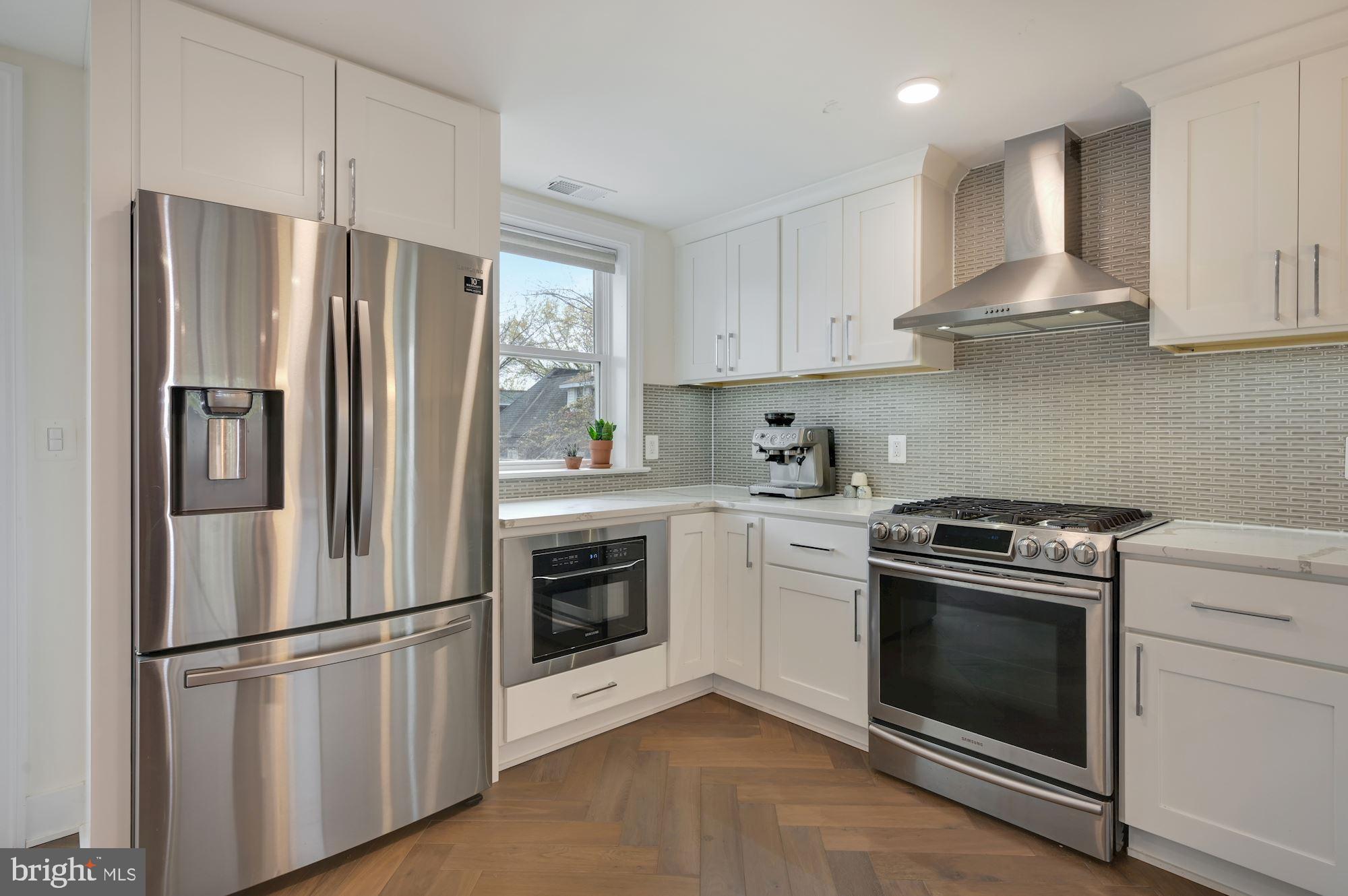 902 WEBSTER STREET NW 2