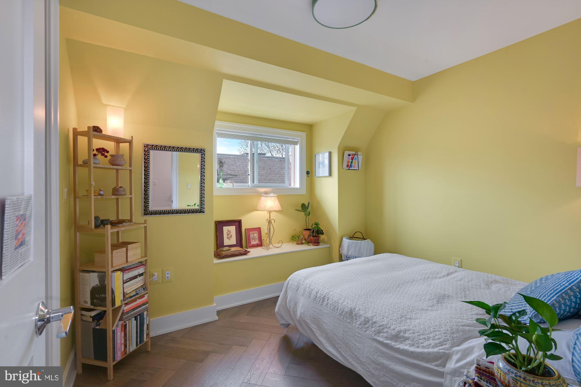 902 WEBSTER STREET NW 2