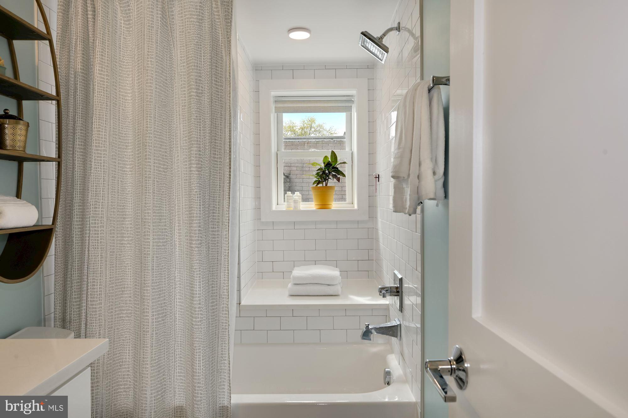 902 WEBSTER STREET NW 2