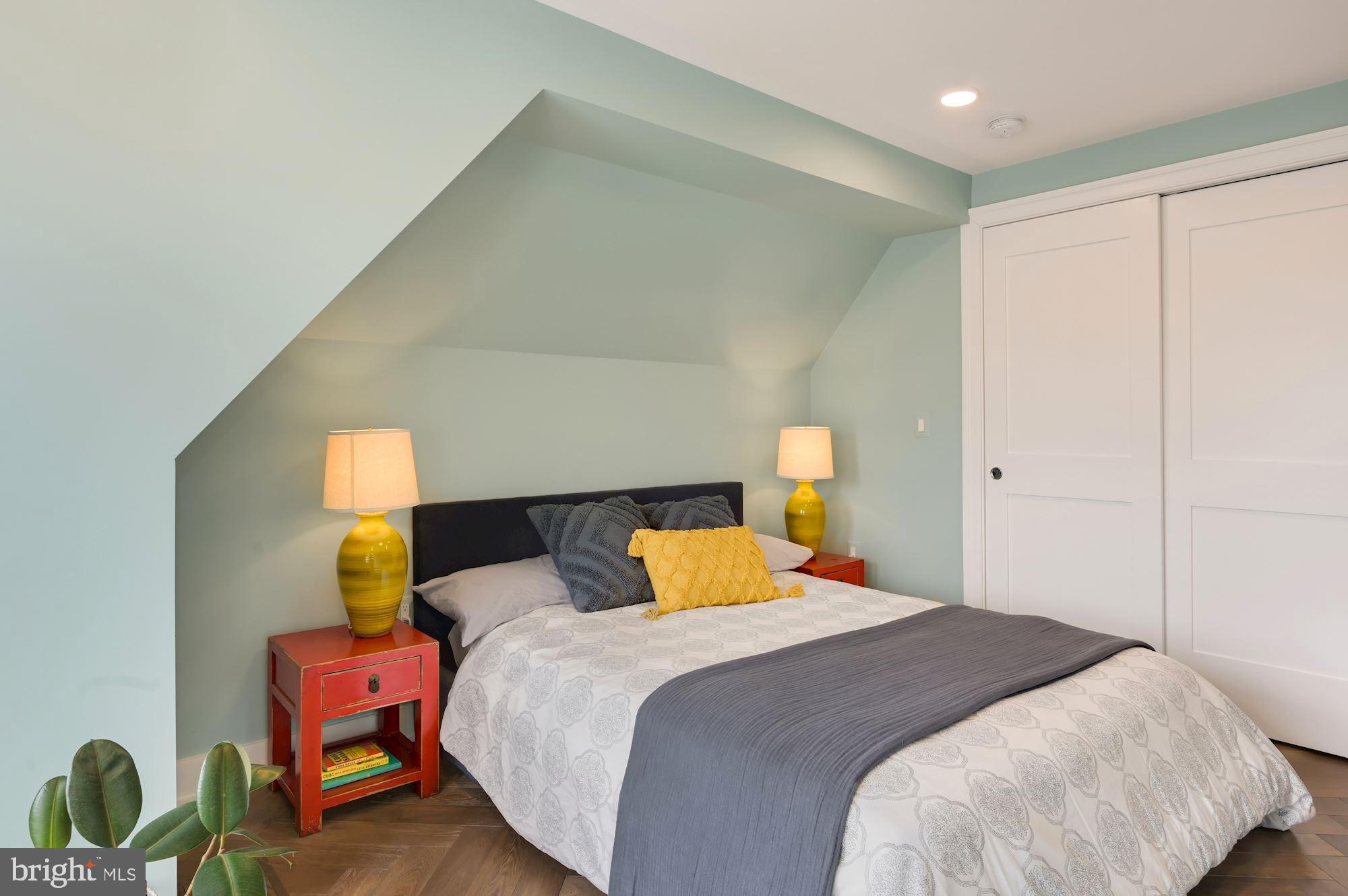 902 WEBSTER STREET NW 2