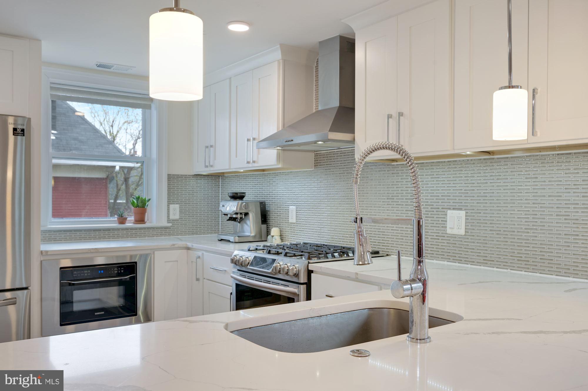 902 WEBSTER STREET NW 2