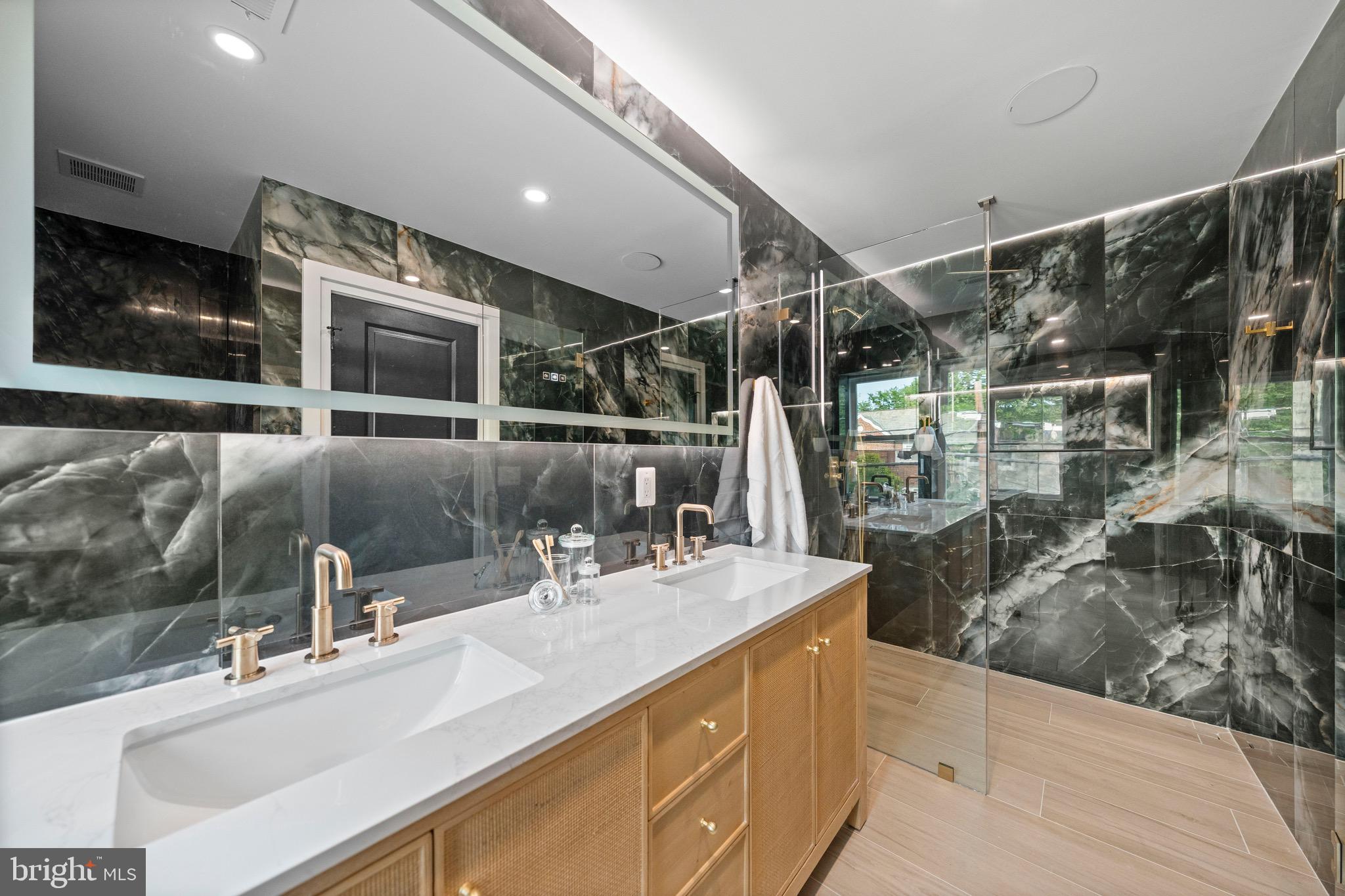 401 DECATUR STREET NW