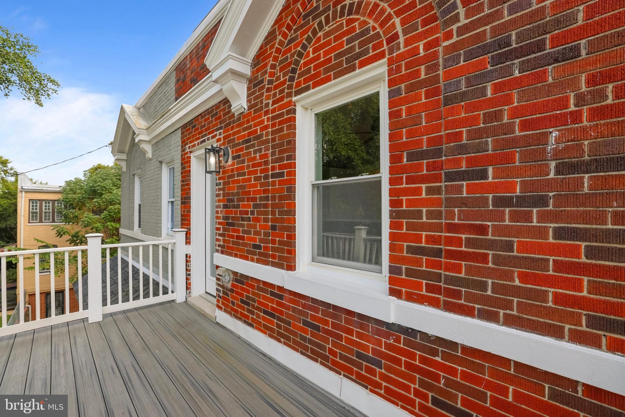 812 TEWKESBURY PLACE NW