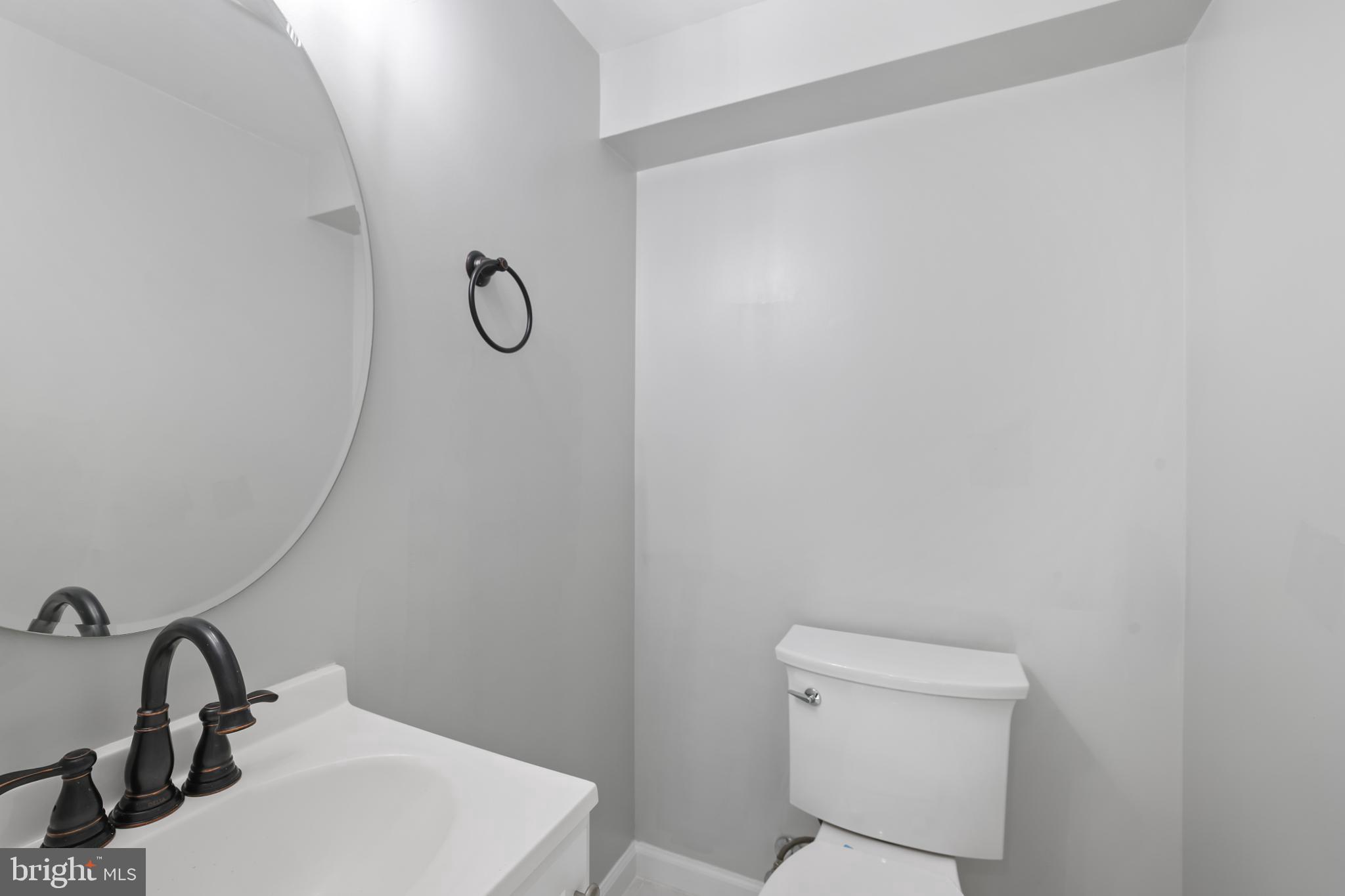 812 TEWKESBURY PLACE NW