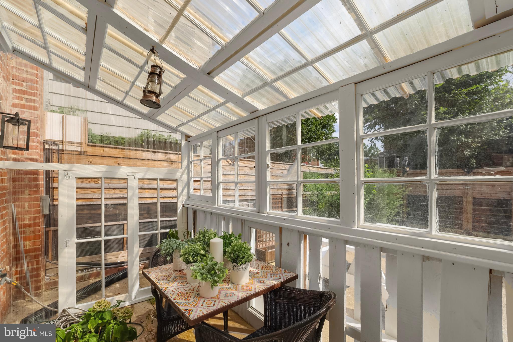 812 TEWKESBURY PLACE NW